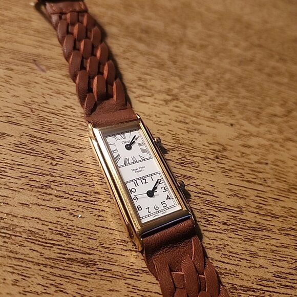 Vintage Orvis Dual Time Ladies Dress Watch Leather Band Quartz 6.25” New Battery main image 6